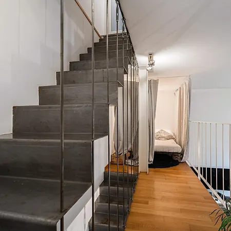 Luxavocadoloft Duomo 10m 度假居 *